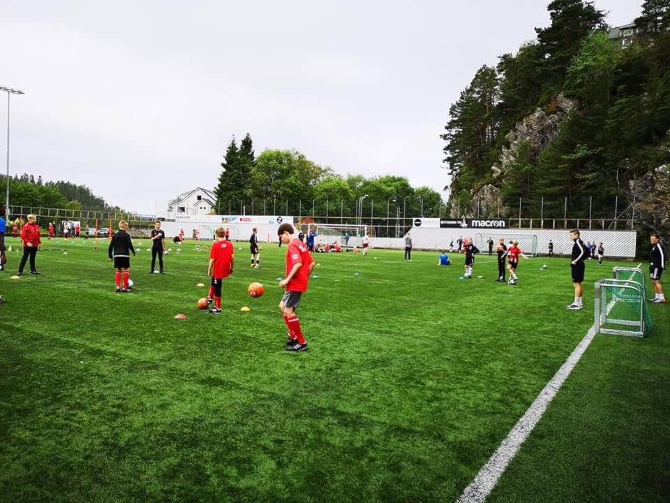 Østsiden FK inviterer til Tine fotballskole